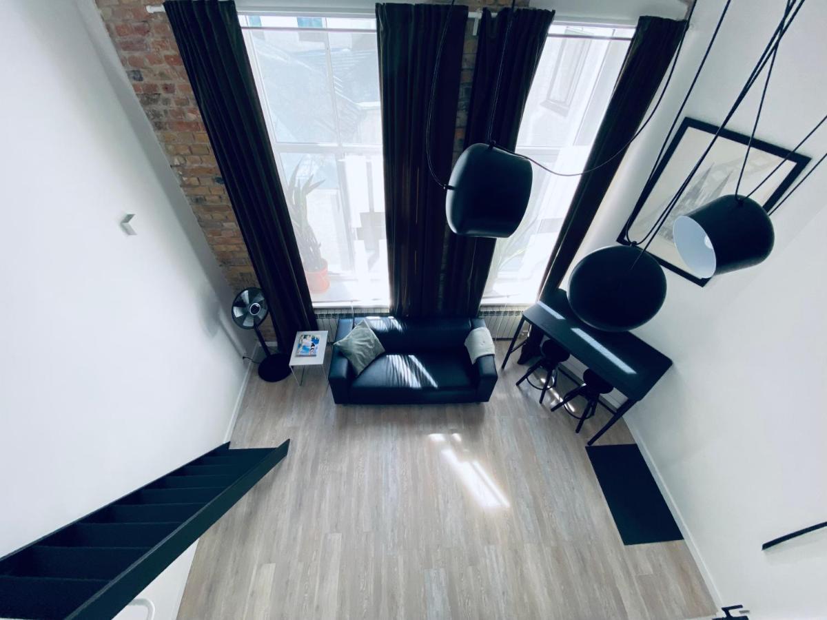 B&W Apartment Рига Экстерьер фото