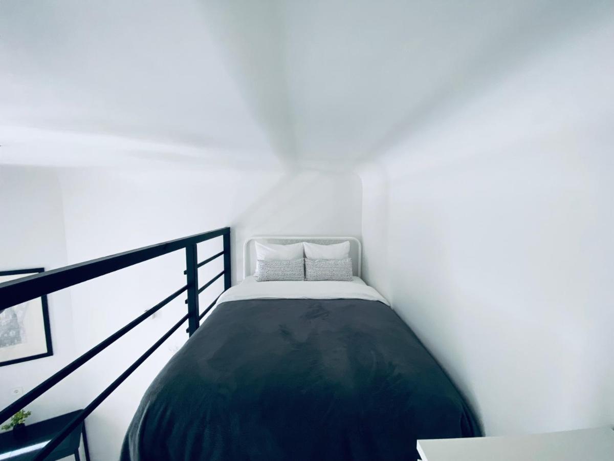 B&W Apartment Рига Экстерьер фото